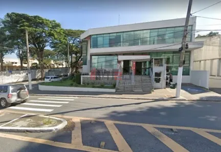 Prédio Comercial para alugar, 903m² no Vila Romana, São Paulo