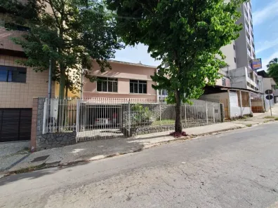 Ponto Comercial com 4 Quartos para alugar, 500m² no Santa Catarina, Juiz de Fora