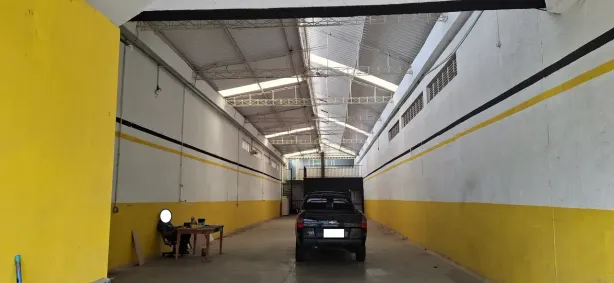 Galpão/Depósito/Armazém para alugar, 300m² no Vila Hamburguesa, São Paulo