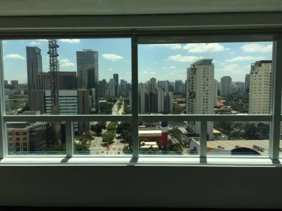 Sala Comercial para alugar, 85m² no Jardim das Acácias, São Paulo