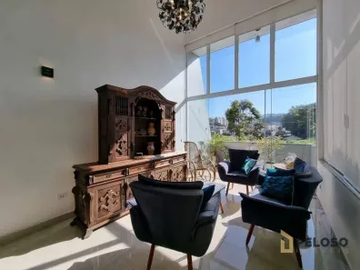 Sobrado com 4 Quartos à venda, 195m² no Vila Pedra Branca, São Paulo