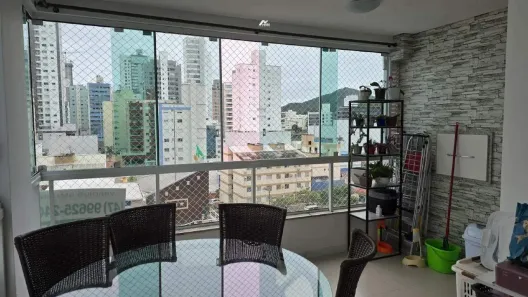 Apartamento com 2 Quartos à venda, 100m² no Pioneiros, Balneário Camboriú
