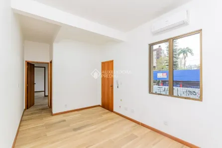 Apartamento com 1 Quarto para alugar, 35m² no Santa Cecília, Porto Alegre