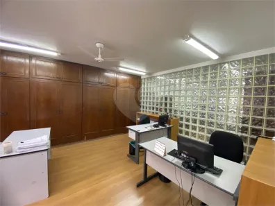 Sala Comercial à venda, 180m² no Jardim Paulistano, São Paulo