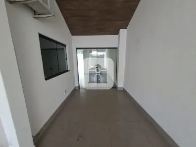 Casa com 3 Quartos para alugar, 150m² no Martins, Uberlândia