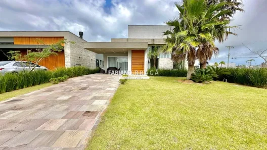Casa de Condomínio com 4 Quartos à venda, 193m² no Capão da Canoa, Capão da Canoa