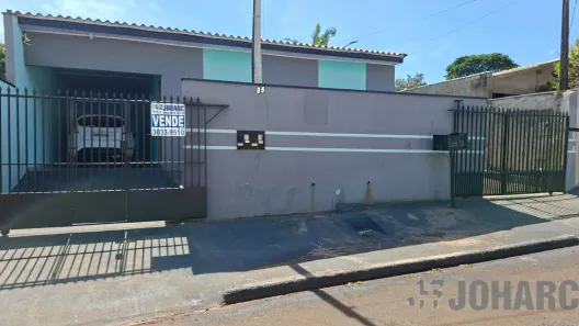 Casa com 2 Quartos à venda, 188m² no Jardim Paraíso, Apucarana