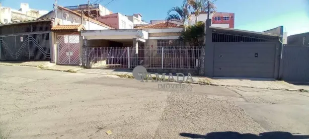 Casa com 5 Quartos para alugar, 250m² no Vila Granada, São Paulo