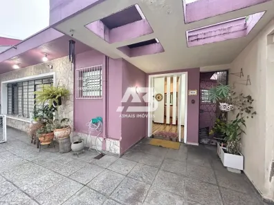 Casa com 3 Quartos à venda, 223m² no Seminário, Curitiba