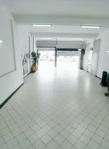 Galpão/Depósito/Armazém à venda, 230m² no Jardim Botânico, Porto Alegre