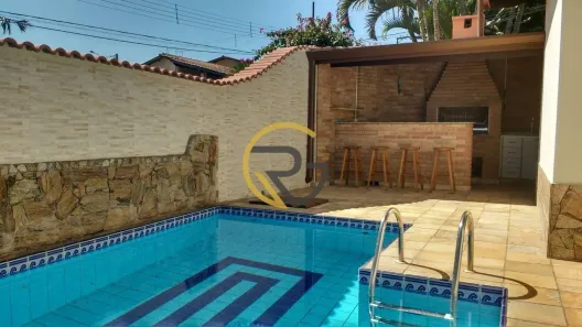 Casa com 2 Quartos para venda ou aluguel, 147m² no Jardim do Lago, Atibaia