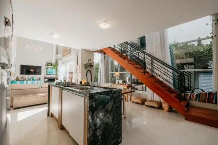 Casa de Condomínio com 3 Quartos à venda, 340m² no Rio Tavares, Florianópolis