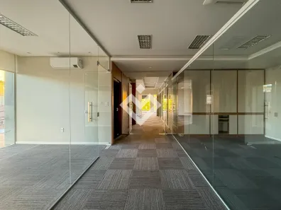 Sala Comercial com 8 Quartos para alugar, 200m² no Centro, Santa Maria