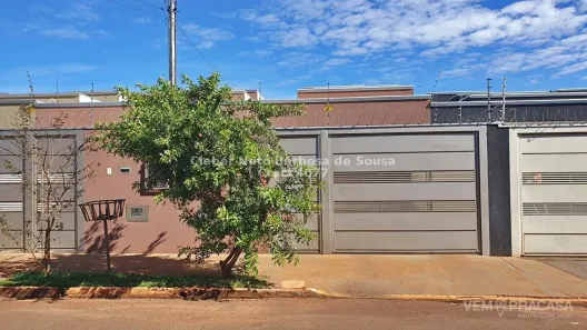 Casa com 2 Quartos para alugar, 80m² no Jardim Aero Rancho, Campo Grande