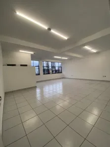 Ponto Comercial para alugar, 80m² no Jardim Ivana, São Paulo