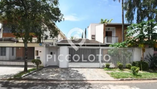 Sobrado com 5 Quartos à venda, 288m² no Vila Brandina, Campinas