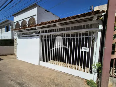 Casa com 3 Quartos para alugar, 120m² no Núcleo Bandeirante, Brasília