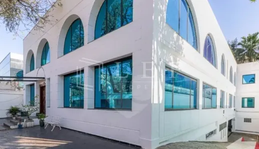 Prédio Comercial para alugar, 1073m² no Jardim Everest, São Paulo