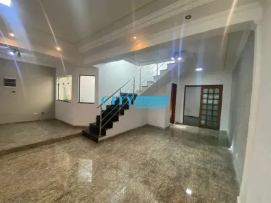 Sobrado com 4 Quartos à venda, 336m² no Vila Regente Feijó, São Paulo