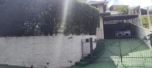 Sobrado com 2 Quartos à venda, 96m² no Parque das Fontes, Águas de Lindóia