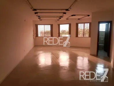 Prédio Comercial com 4 Quartos à venda, 582m² no Vila Teixeira, Campinas