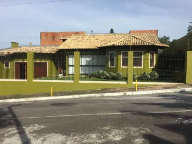 Casa com 2 Quartos à venda, 135m² no Olímpica, Esteio