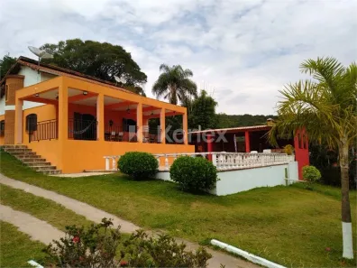 Fazenda/Sítio com 4 Quartos para alugar, 300m² no Mato Dentro, Mairiporã