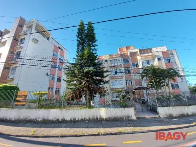 Apartamento com 2 Quartos para alugar, 57m² no Carvoeira, Florianópolis