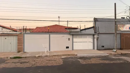 Casa com 3 Quartos para alugar, 100m² no Vermelha, Teresina