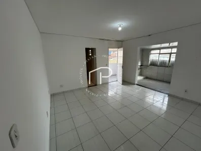 Casa com 2 Quartos para alugar, 90m² no Taguatinga Norte, Brasília