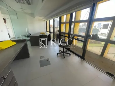 Sala Comercial à venda, 400m² no Centro, Santos
