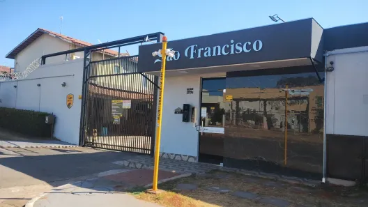 Casa de Condomínio com 2 Quartos à venda, 188m² no Residencial Flórida, Goiânia
