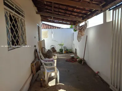 Casa com 2 Quartos à venda, 114m² no Vila Geni, Presidente Prudente