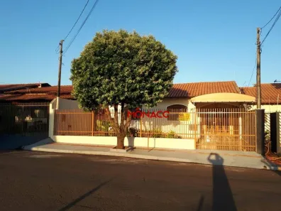 Casa com 3 Quartos à venda, 117m² no Conjunto Parigot de Souza 3, Londrina