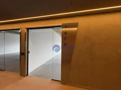 Sala Comercial para alugar, 94m² no Parque Industrial Tomas Edson, São Paulo