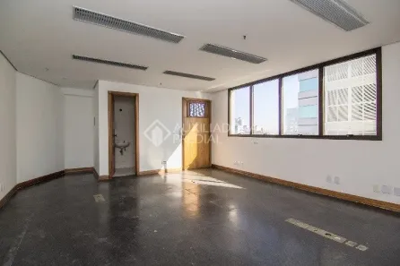 Sala Comercial para alugar, 38m² no Boa Vista, Porto Alegre