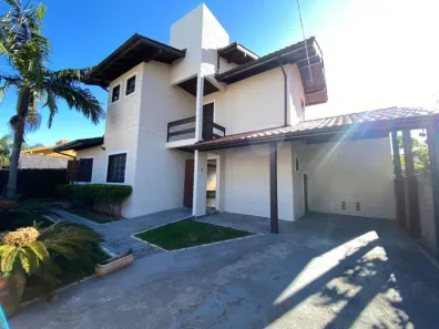 Casa com 3 Quartos à venda, 450m² no Rio Tavares, Florianópolis