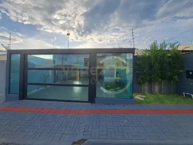 Casa com 3 Quartos para alugar, 143m² no Coliseu, Londrina