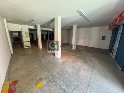 Ponto Comercial para alugar, 658m² no Alto da Serra, Petrópolis
