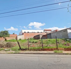 Lote/Terreno à venda, 702m² no Vila São Caetano, Sorocaba