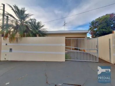 Casa de Condomínio com 3 Quartos para alugar, 140m² no Parque Fehr, São Carlos