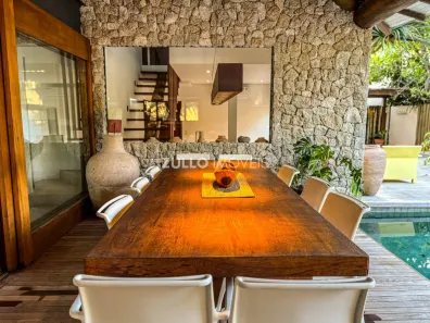 Casa de Condomínio com 4 Quartos à venda, 260m² no Maresias, São Sebastião