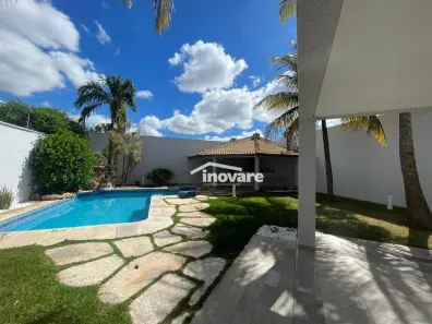 Casa de Condomínio com 4 Quartos à venda, 370m² no Morada da Colina, Uberlândia