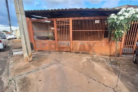 Casa com 5 Quartos à venda, 153m² no Samambaia Sul, Brasília