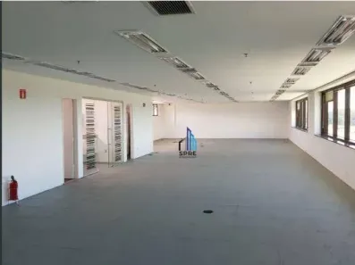 Sala Comercial para alugar, 250m² no Tamboré, Barueri