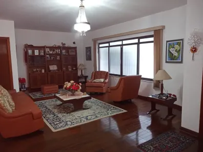 Imóvel Comercial com 4 Quartos à venda, 380m² no Jardim Apolo I, São José dos Campos