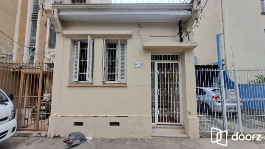Imóvel Comercial com 3 Quartos à venda, 199m² no Rio Branco, Porto Alegre