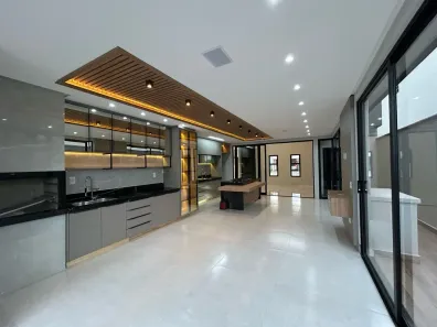 Casa com 4 Quartos à venda, 210m² no Jardins Nápoles, Senador Canedo