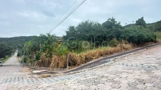 Lote/Terreno à venda, 720m² no Praia Brava, Florianópolis