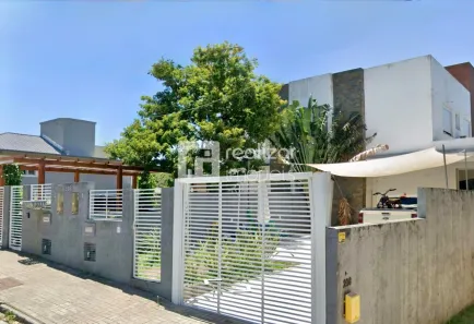 Casa com 3 Quartos para alugar, 145m² no Campeche, Florianópolis